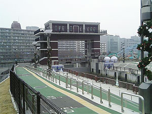 061217_1047lockgate.jpg